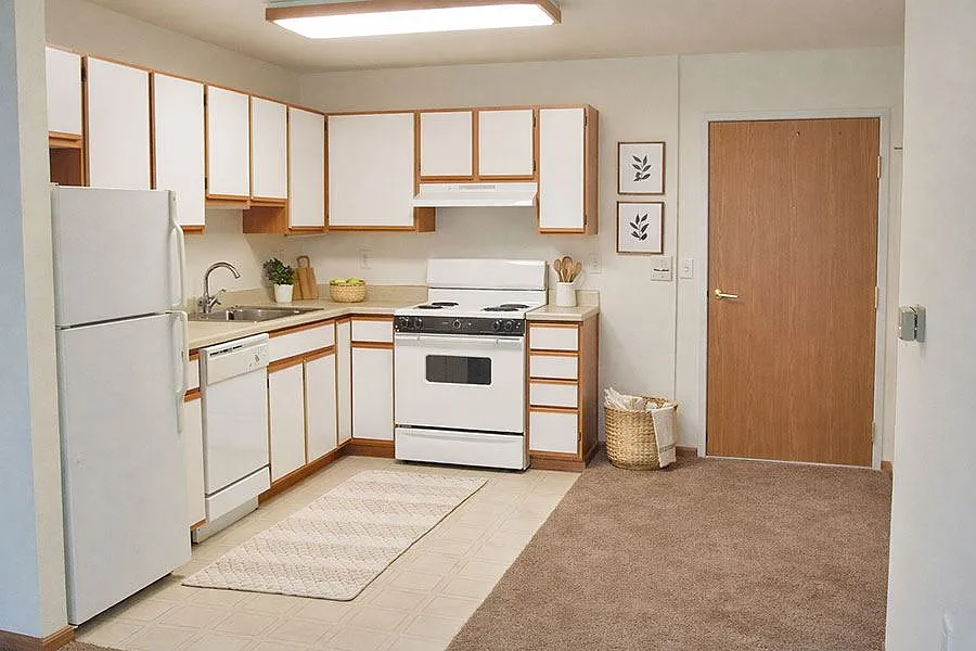 Wyndam Place Senior Residence - Hays