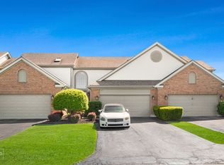 14 Corinth Ct, Tinley Park, IL 60477