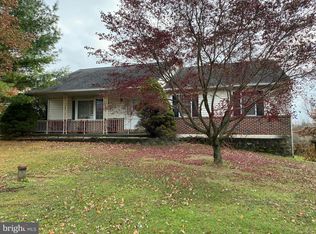 274 Ernst Rd, Mohrsville, PA 19541