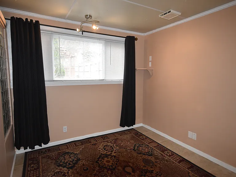 749 N Christy St — Photo 12