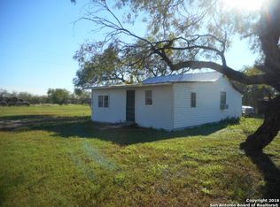 430 Private Road Regner Ln, Mccoy, TX 78113