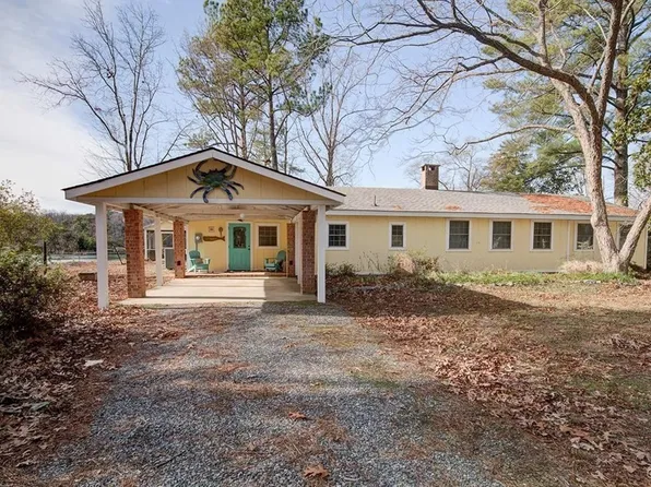 930 Bridge Creek Cir, Reedville, VA 22539