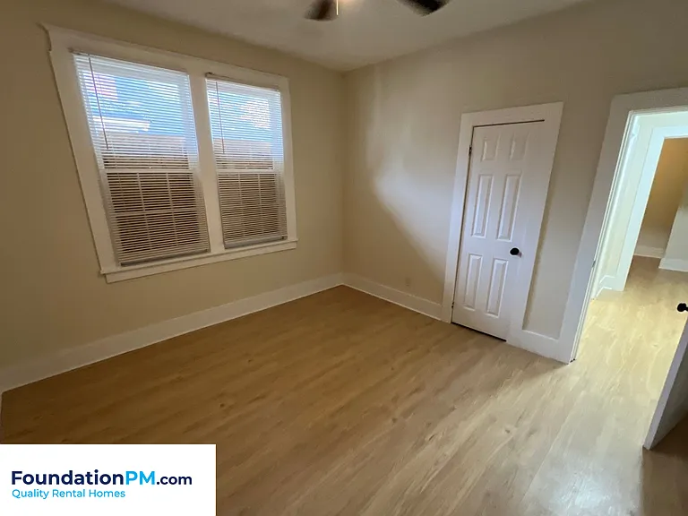 1683 Walker Ave — Photo 20