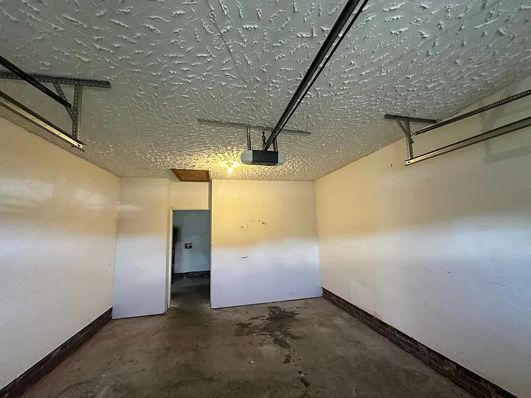7850 Penelope Dr — Photo 29