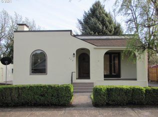 742 E Main St, Sheridan, OR