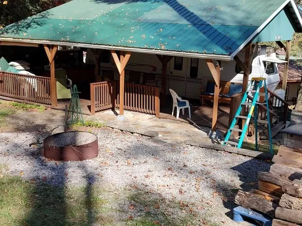 108 Saguaro Cir, Flinton, PA 16640