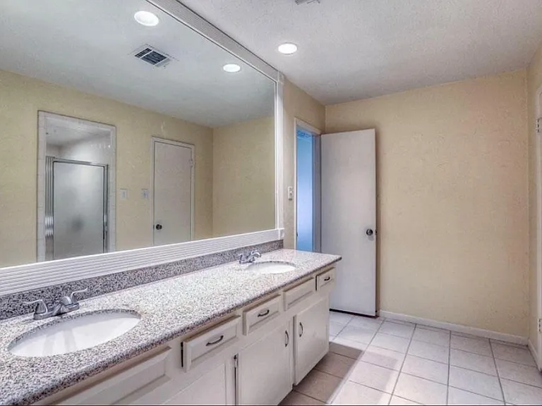 21430 Park Brook Dr — Photo 9