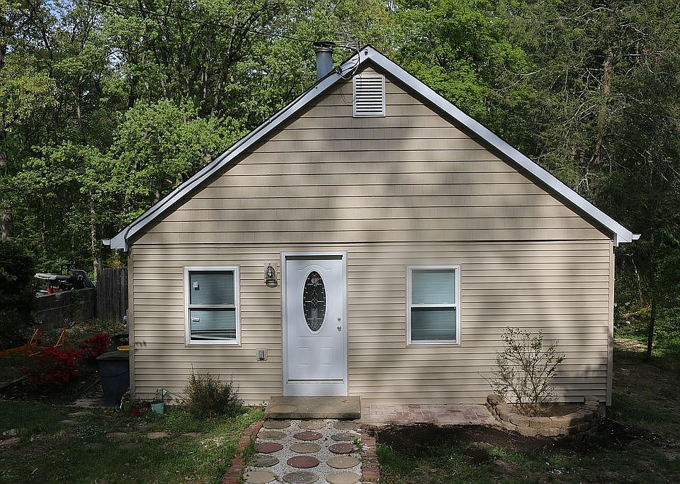 1653 Lake Ave, Pine Hill NJ.