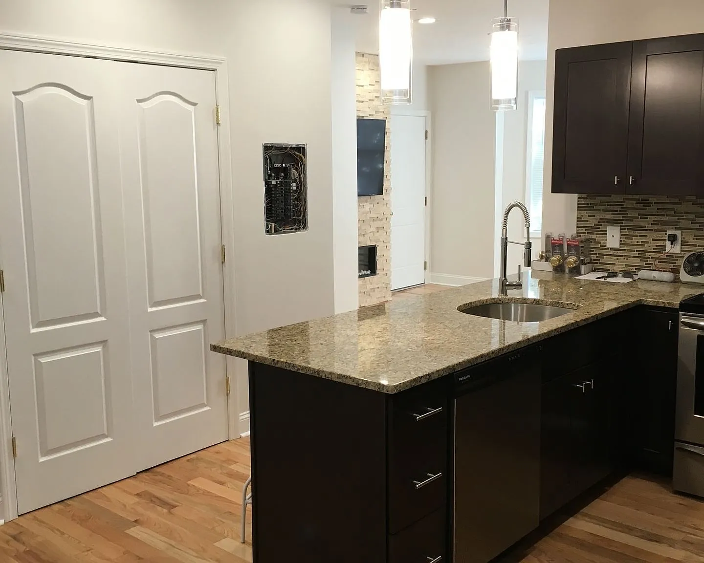 64 Courtland Street — Photo 1