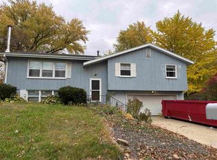 772 Keswick Dr, Iowa City, IA 52246