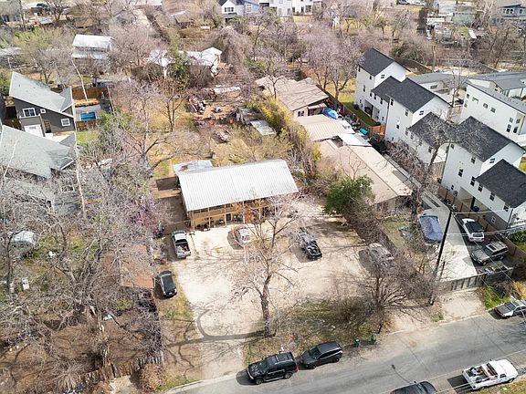 4th image of 4608 Prock Ln