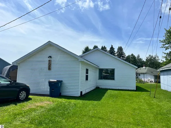 126 E Michigan Ave, Au Gres, MI 48703