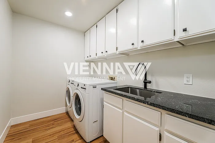 340 Wyndgate Rd — Photo 18