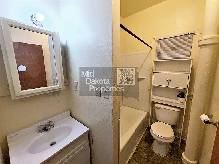421 E 7th Ave — Photo 16