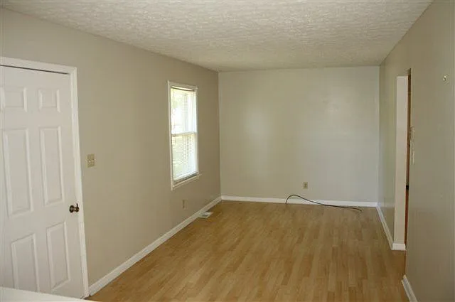 24 Kennedy Ave — Photo 3