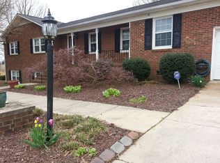 2552 Willard Dairy Rd, High Point, NC 27265