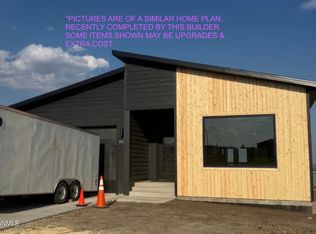 29th Ave W, Williston, ND 58801