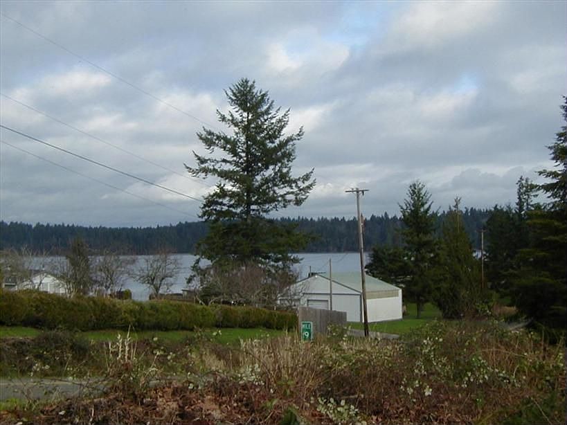 2nd image of 9150 SE Lynch Rd