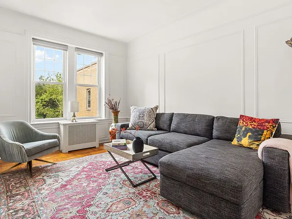 561 41st St APT 4A, Brooklyn, NY 11232
