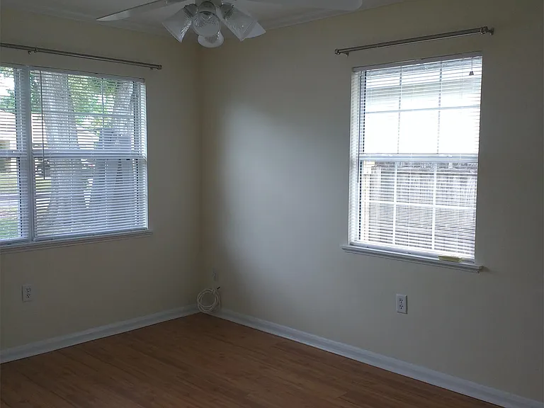 1601 Long St — Photo 7