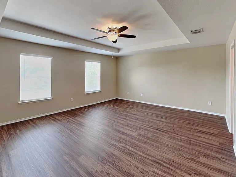 1813 Trego Dr — Photo 14