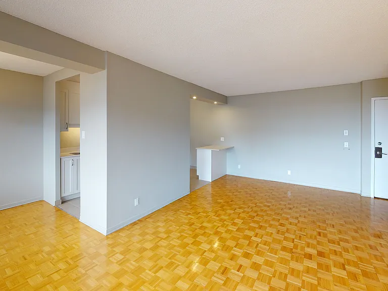 2220 Halifax Dr — Photo 36