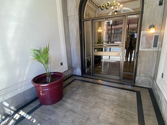 4th image of 604 Bush St APT 306