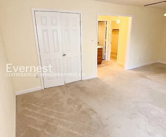 12135 Salemtown Dr — Photo 9