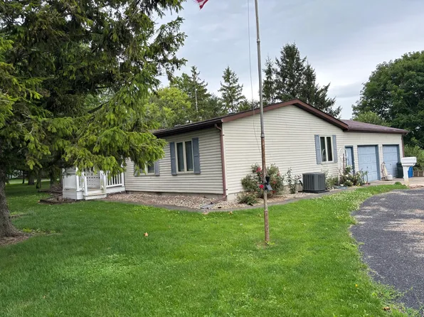 4045 E 475th Rd, Mendota, IL 61342