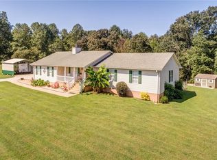 5545 Odum Smallwood Rd, Gainesville, GA 30506