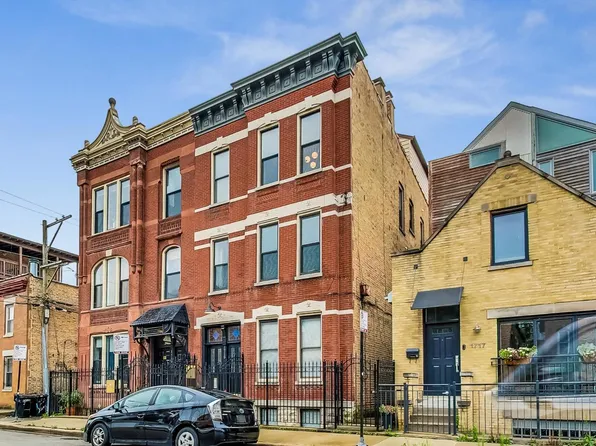 1715 W Beach Ave #3, Chicago, IL 60622