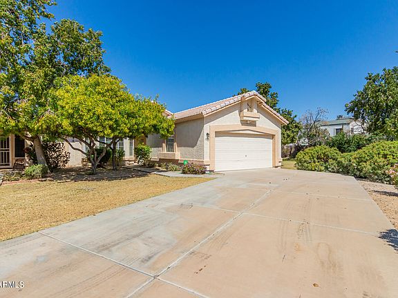 3rd image of 2920 E NISBET Court