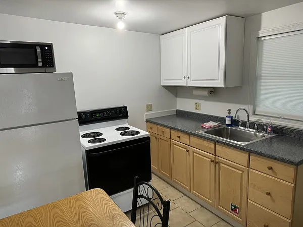 14 Purtill Ave #10 — Photo 4