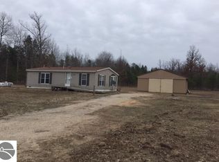 5338 Brown Bridge Rd, Traverse City, MI 49696