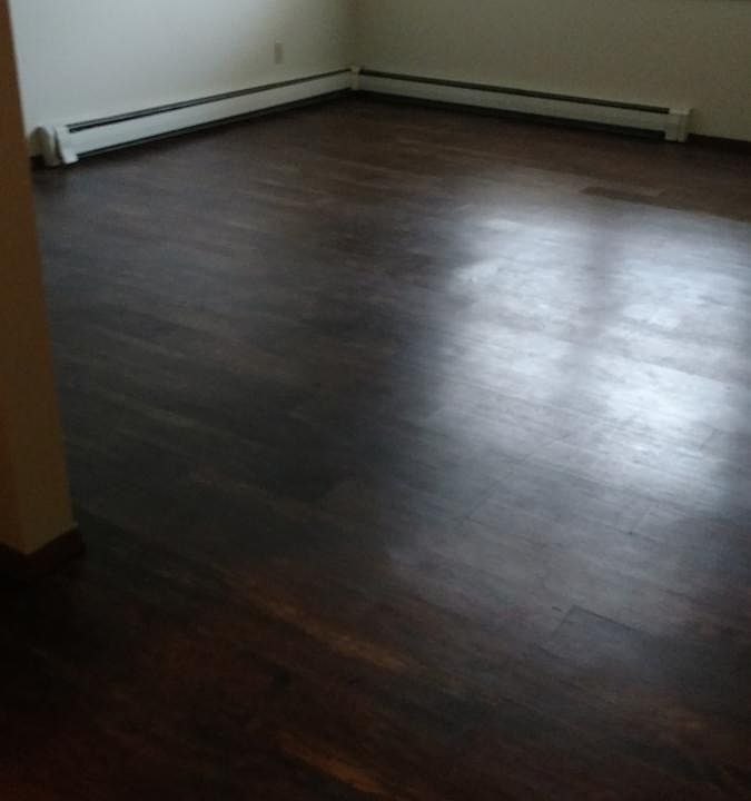 2nd image of 501 Johns Dr APT 7