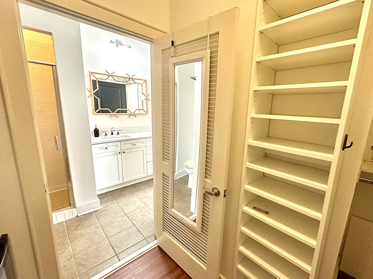 101 W Court St #221 — Photo 19