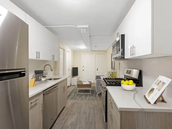 32-84 46th Street image 1 of 7