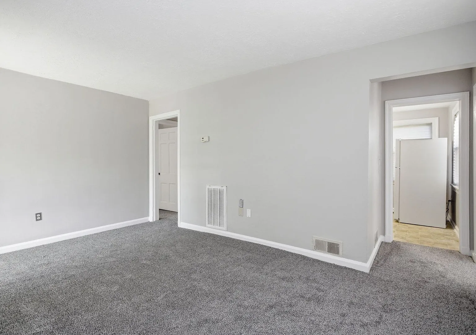 2 bedroom 1 bathroom w/flex space for office in Newport News — Photo 4