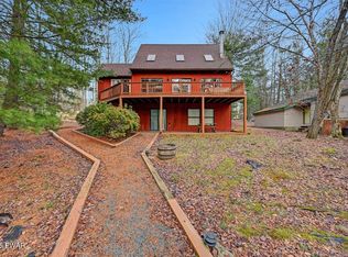 894 Deerfield Rd, Lake Ariel, PA 18436