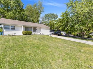8409 Engler Ave, Saint Louis, MO 63114