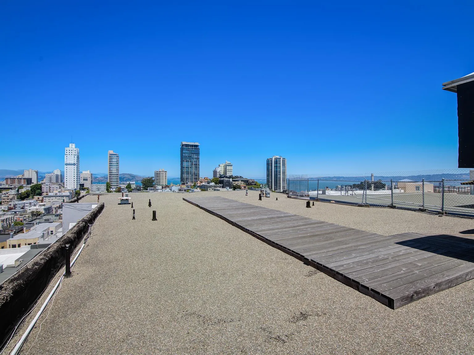 1350 Washington Street — Photo 4