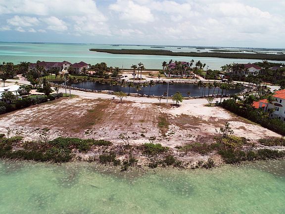 4th image of 58 Cannon Royal Dr