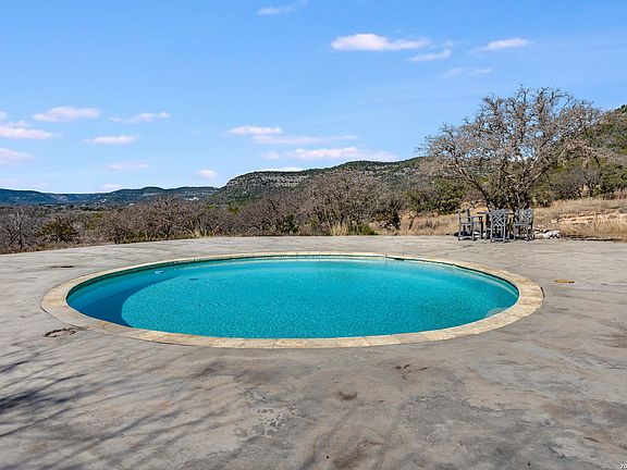 4th image of 254 N. Fork Bonner Rd