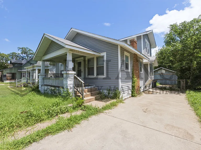 432 S Osage St — Photo 2