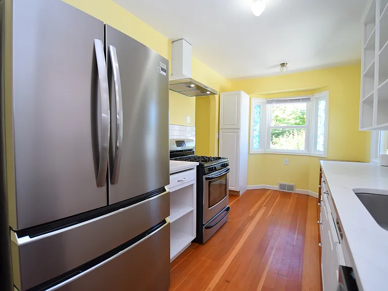 10744 SE 29th Ave — Photo 11