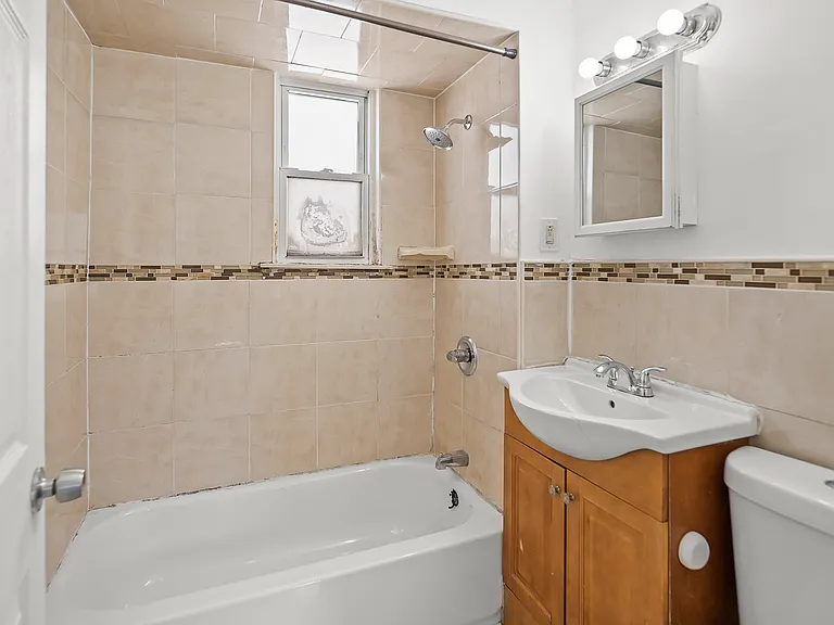 79 Irving St #2 — Photo 13