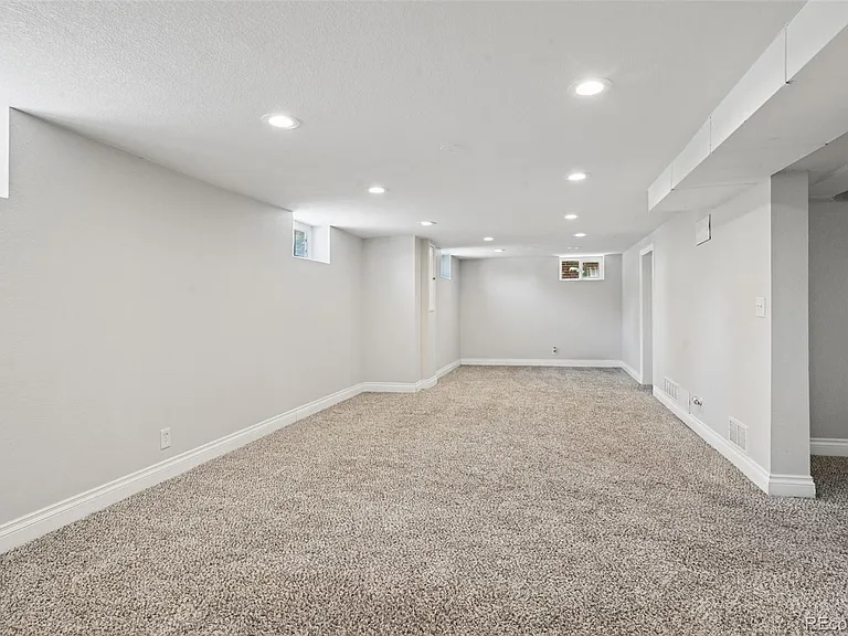 2895 Eudora St — Photo 20