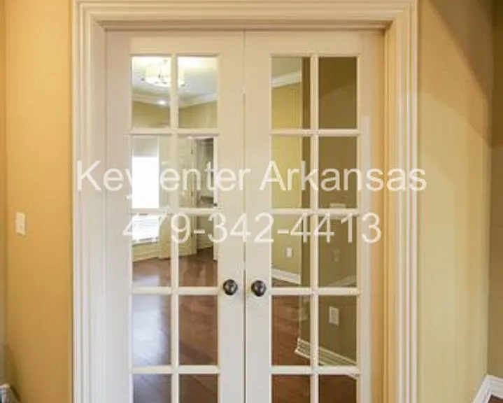 3200 Calm Ridge Rd — Photo 4