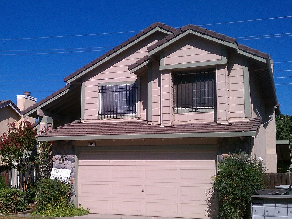 3 bedroom 3 bath 2 car garage