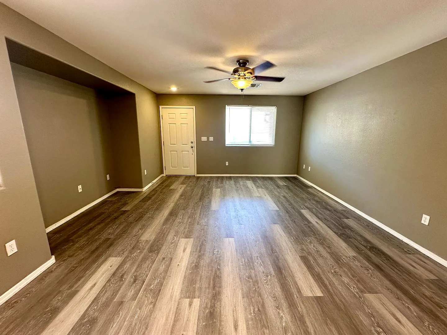 9362 Boulder Opal Avenue, Las Vegas, Nevada 89148 — Photo 3